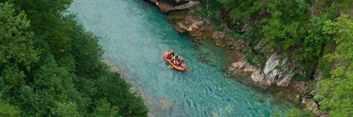 A Complete Guide to Whitewater Rafting - The Wise Traveller