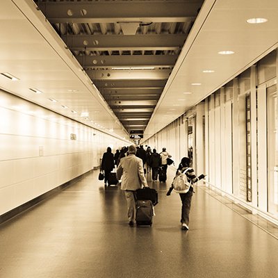 Airport Hustles To Avoid in 2024 - The Wise Traveller