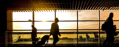Benefitting from Airport Services - The Wise Traveller - Airport