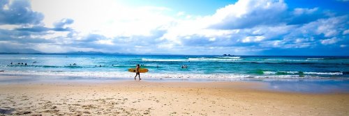 Big Wallet Luxurious Surfing Resorts - The Wise Traveller