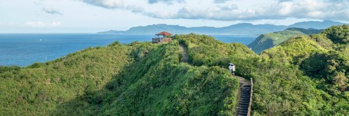 How luxury travel is shifting in 2025, new report reveals - The Wise Traveller