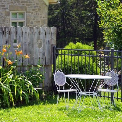 How to Camp in Your Back Yard to Feel a Thousand Miles Away - The Wise Traveller