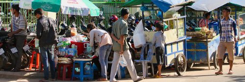 Meals on Wheels - Cambodia - The Wise Traveller