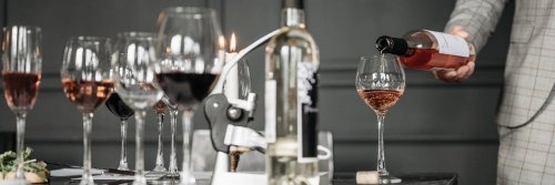 Raising A Glass To The Best Wines In The Sky - The Wise Traveller