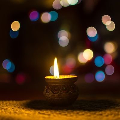 The Festival of Lights — Deepavali - India - The Wise Traveller - Lamp