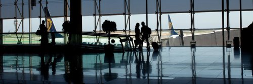 Top 5 Benefits of Flying Private vs. Commercial - The Wise Traveller