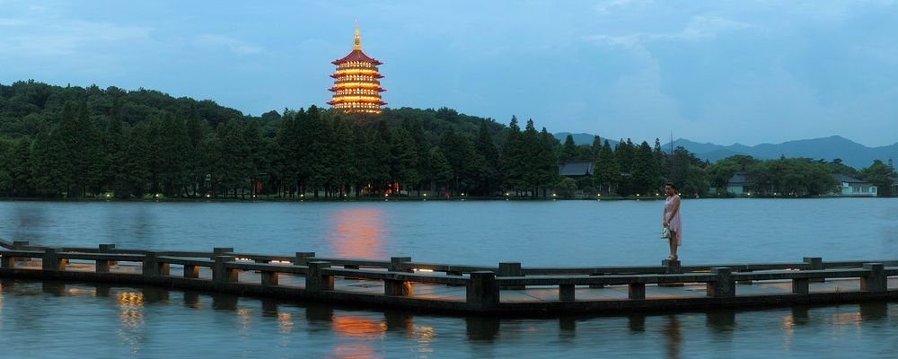 100-Mile Weekends - The Wise Traveller - Hangzhou - West lake - Shanghai