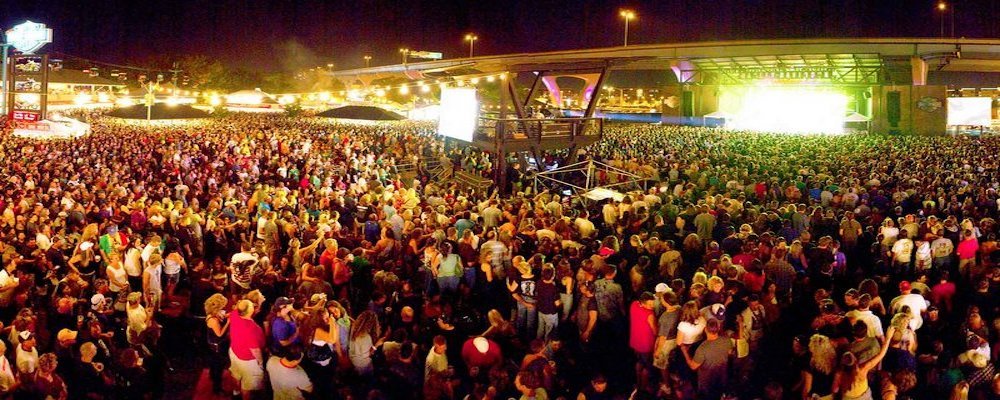 2016 Top Festivals Around The World - The Wise Traveller - Summerfest Milwaukee