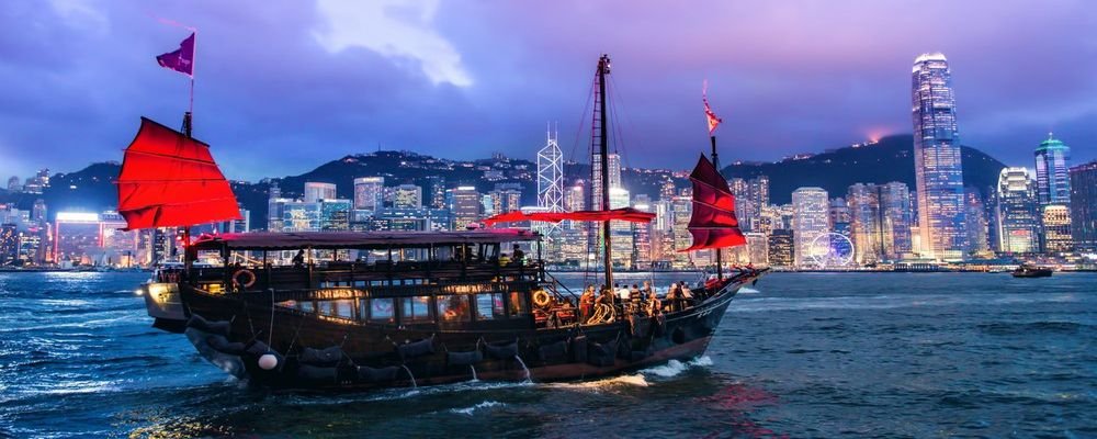 5 Amazing Asian Waterfront Cities - 5 Asian Cities With Great Waterfronts - The Wise Traveller - Hong Kong, China