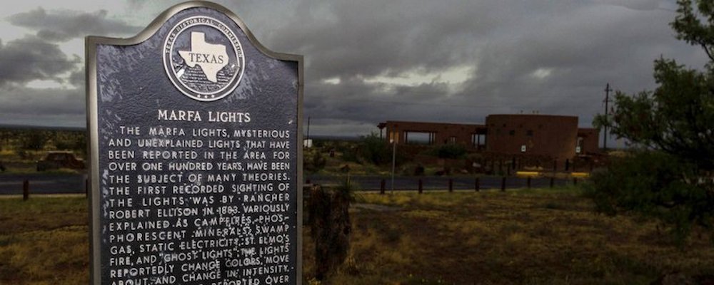 5 Bizarre Destinations - North America - The Wise Traveller - Marfa Lights - Texas