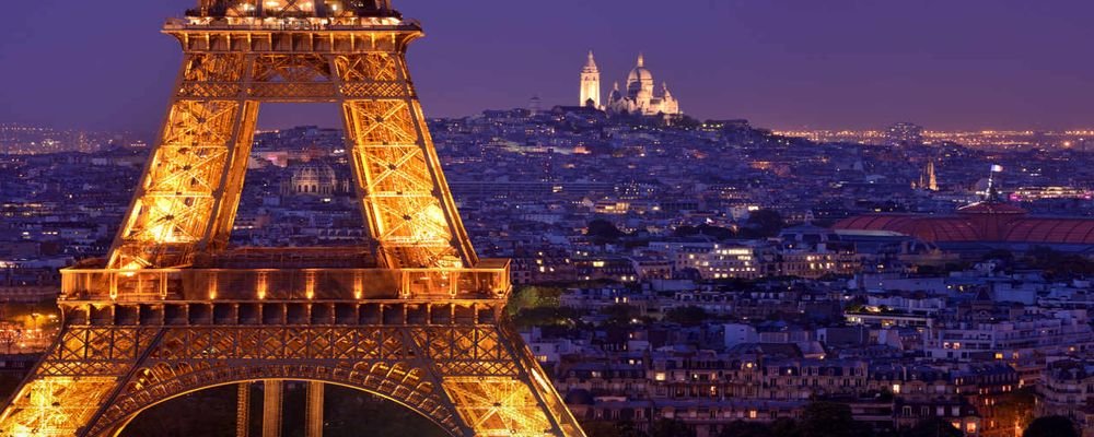 5 Bucket List Debunks - 5 Travel Fantasies That Can Be Travel Nightmares - The Wise Traveller - Climbing The Eiffel Tower