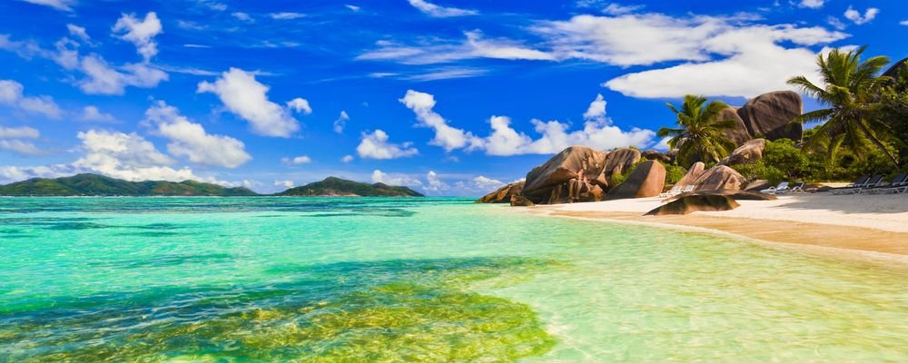 5 Great Southern Beaches - 5 Amazing Beaches In The Southern Hemisphere - The Wise Traveller - Anse Source d’Argent, La Digue, Seychelles