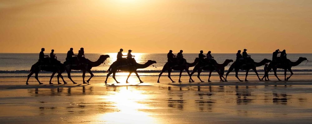 5 Great Southern Beaches - 5 Amazing Beaches In The Southern Hemisphere - The Wise Traveller - Cable Beach, Broome, Western Australia