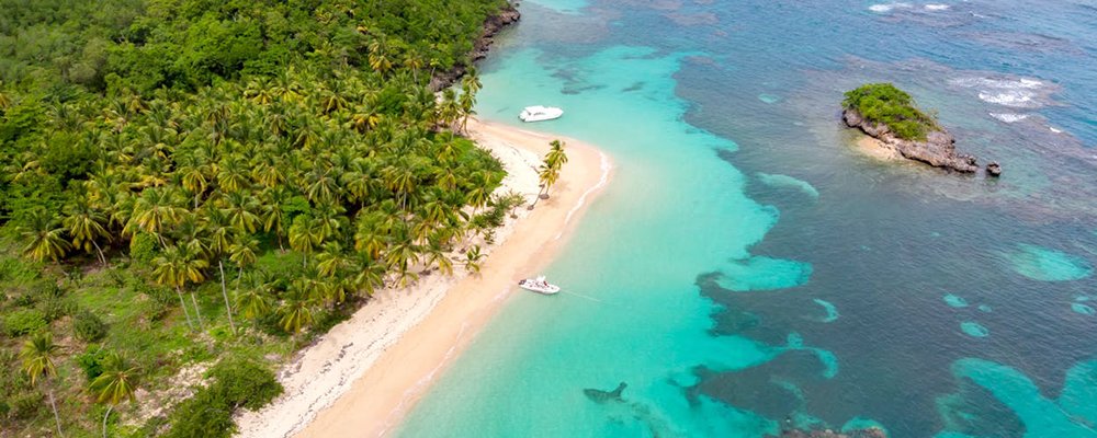 9 Books To Spark Your Wanderlust - The Wise Traveller - Caribbean