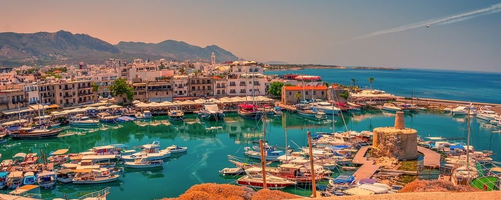 A Handy Guide To Travelling In Winter 2021 - The Wise Traveller - Kyrenia - Cyprus