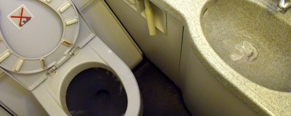 13 Dirtiest Surfaces - Airplanes and a bit of filth! - The Wise Traveller