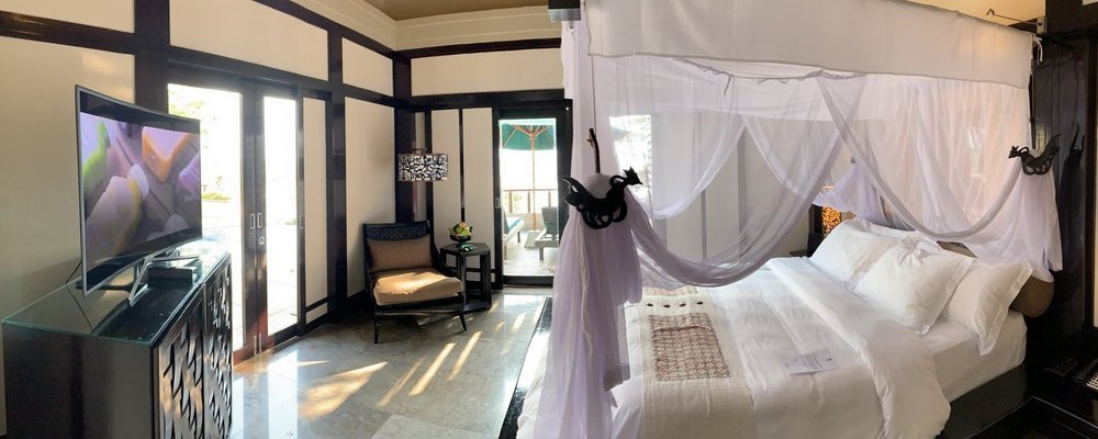 Hotel Review: Banyan Tree Resort - 2 bedroom infinity pool villa bedroom - The Wise Traveller