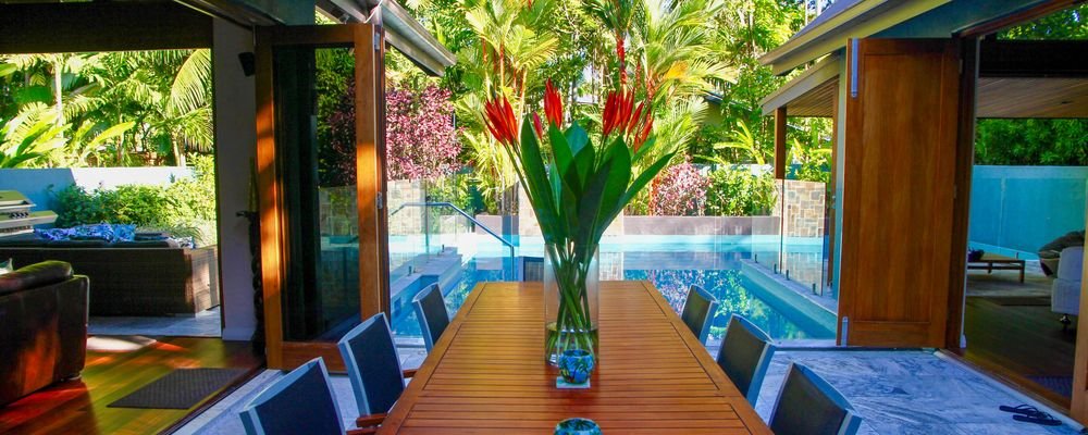 Beachside Bliss in Port Douglas, Queensland - Sea Pavilion - The Wise Traveller - Outdoor dining table