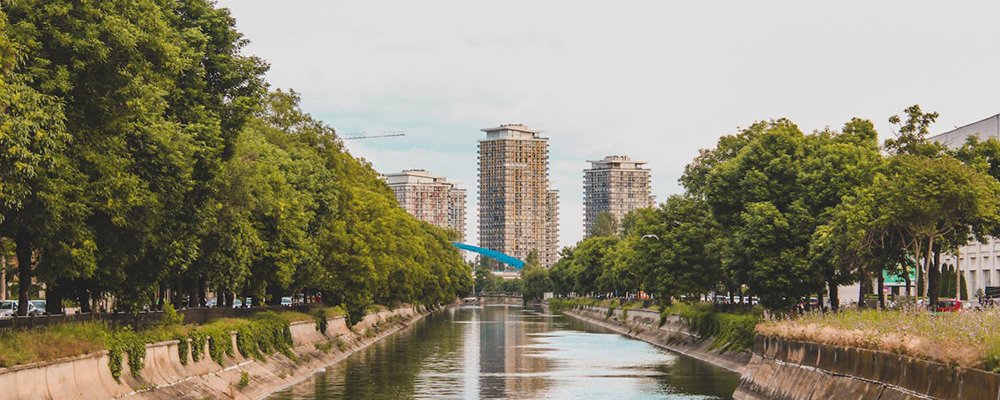 Bucharest’s Delicious Bites - Romania - The Wise Traveller - Bucharest