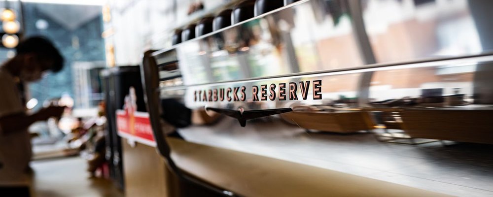 Caffeine Addicts’ Travel - The Wise Traveller - Starbucks Reserve
