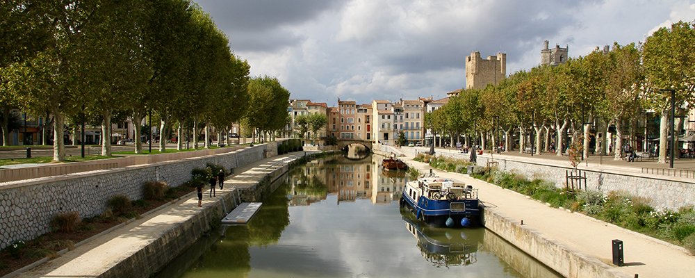 Canal de la Robine, Medieval Towers, and a Boat in a Church - Narbonne, France - The Wise Traveller - IMG_1712