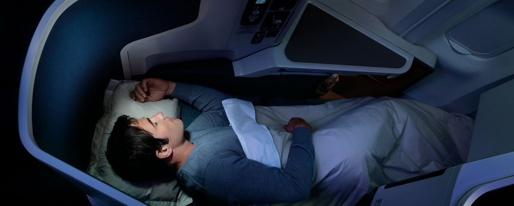 Best Airline Lie-Flat Seats for Long-Haul Flights - Cathay Pacific