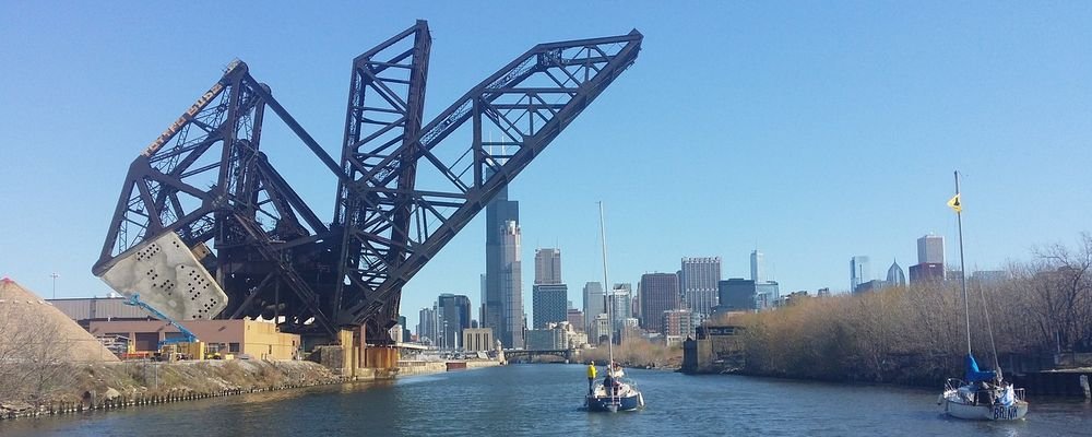 Chicago - Crown Jewel of America’s Midwest - The Wise Traveller - Chicago draw bridge