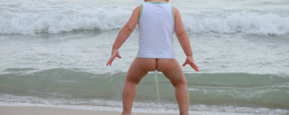 Weird and Wacky Laws that Affect Travellers - Don't pee in the ocean in Portugal