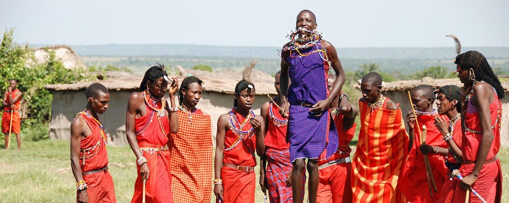 Discovering Kenya - Top Adventures and Experiences - The Wise Traveller - Masai Tribe