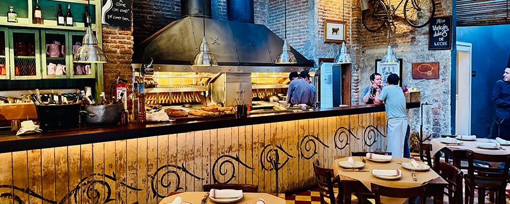 Eating Guadaljara - Mexico - The Wise Traveller - Oyster Bar - IMG_7018