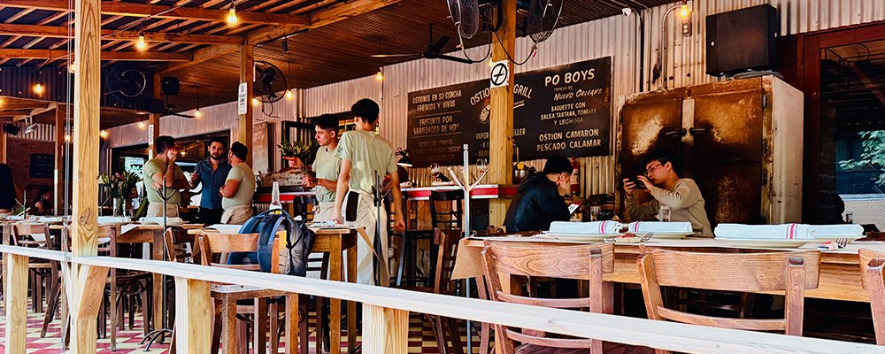 Eating Guadaljara - Mexico - The Wise Traveller - Oyster Bar - IMG_7021
