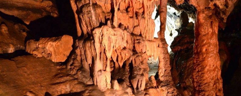 Incredible Explorable Caves - The Wise Traveller