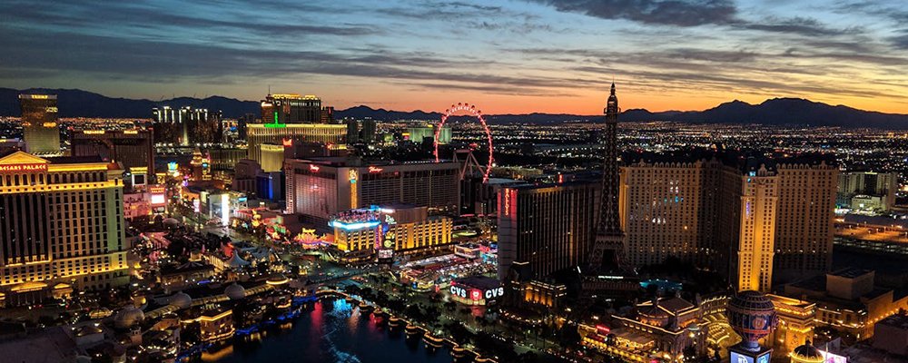 Getting Married And Other Unusual Attractions At Airports - The Wise Traveller - Las Vegas