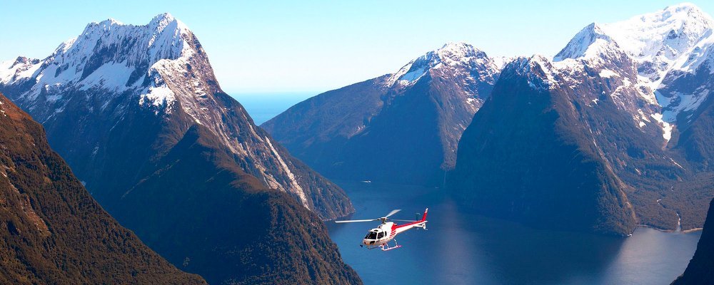 Cool Helicopter Rides Around The World - The Wise Traveller