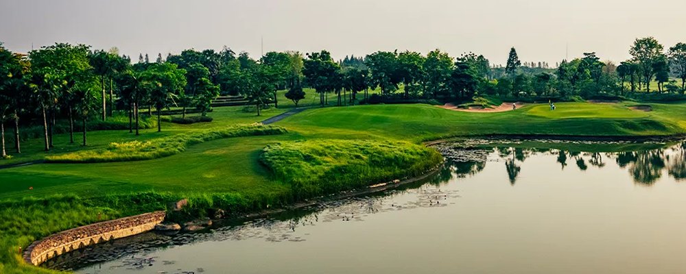 Golfing Cambodia - The Wise Traveller - Vattanac Golf Resort, Phnom Penh