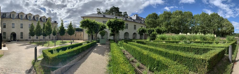 Hotel Review - Fontevraud L’Hotel - Fontevraud-l'Abbaye - Loire Valley - France - The Wise Traveller - Fontevraud Garden