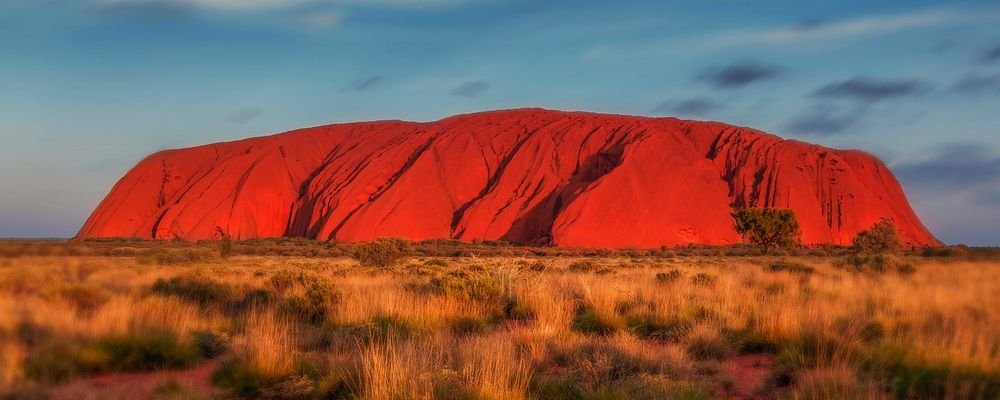 How to Explore Australia's Red Heart—Ayers Rock - The Wise Traveller - Uluru