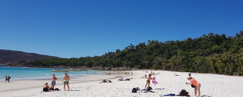 How to Keep Your Cool - Surviving Summer in Tropical Queensland - The Wise Traveller - Beach