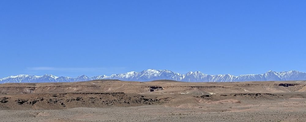 Inspirational Books on South America - The Wise Traveller - Morocco