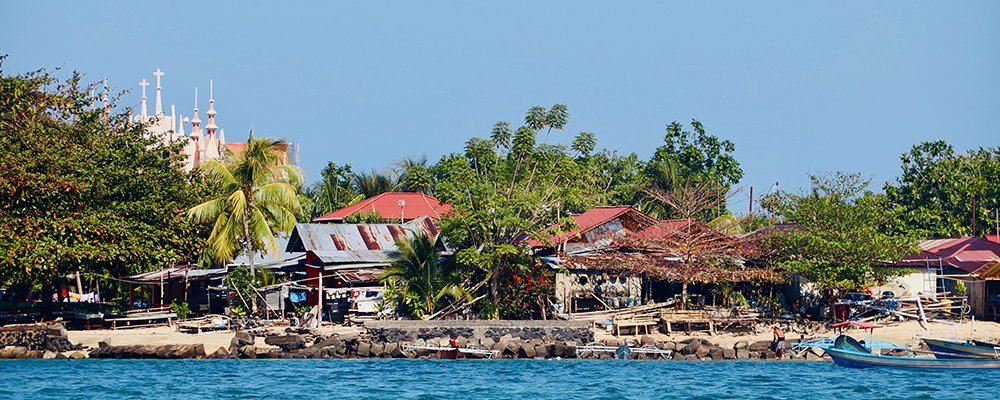 It’s All About Under the Water - Bunaken National Marine Park - Sulawesi, Indonesia - The Wise Traveller - 186A9783