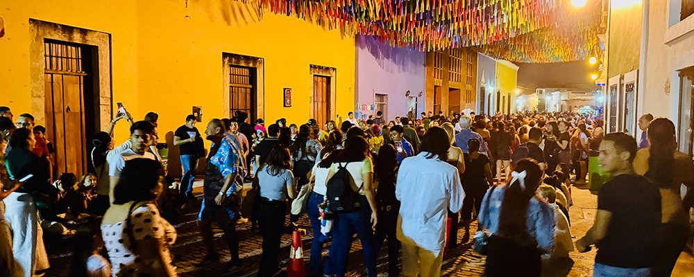 James Bond and the Day of the Dead - Merida, Mexico - The Wise Traveller - IMG_6119