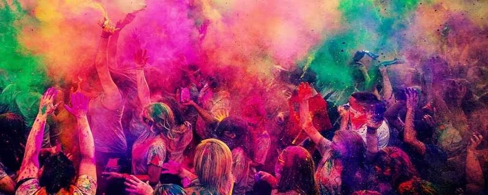 Must-See Events Around the World in 2019 - The Wise Traveller - Holi - India