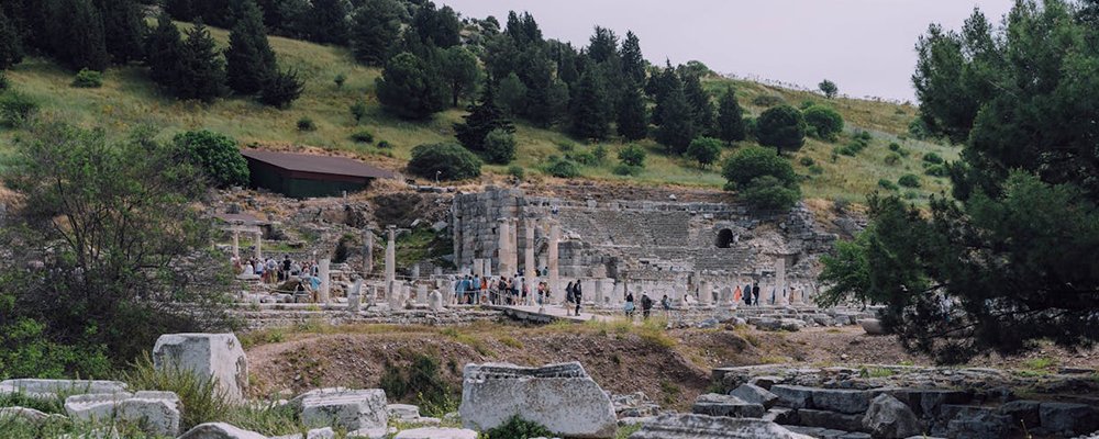 On The History Beat Down Türkiye’s West Coast - The Wise Traveller - Ephesus