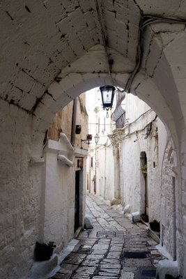 Wandering Ostuni’s Winding Streets - The Wise Traveller