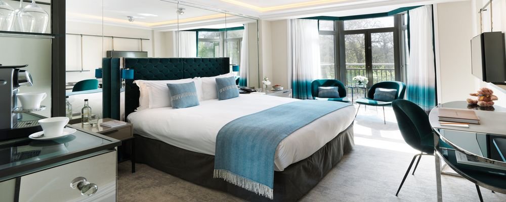 Review - The Athenaeum Hotel & Residences - London - U.K. - The Wise Traveller - Park View Teal room