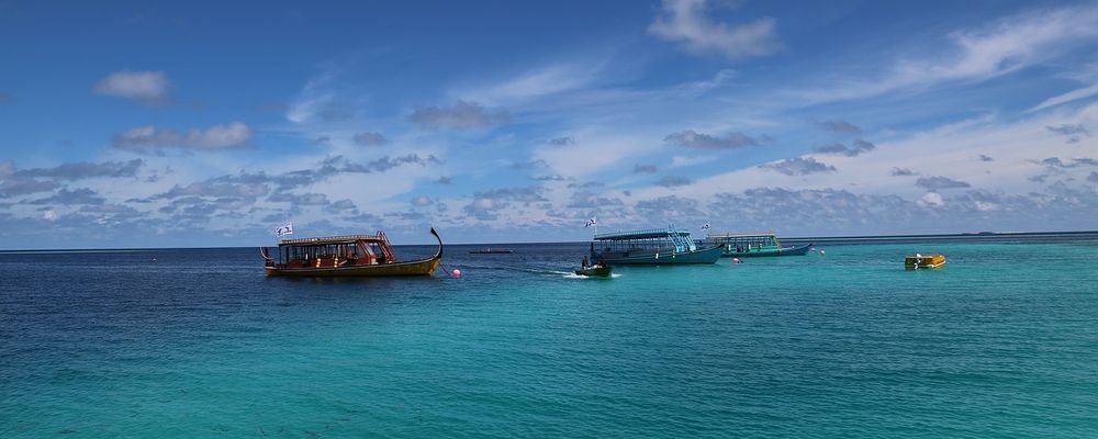 Safest Countries/Cities in Asia for Solo Females - The Wise Traveller - Maldives