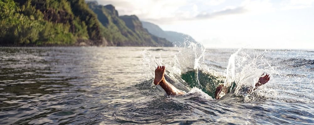 Safety Tips for Wild Swimming on your Travels - The Wise Traveller - Splash