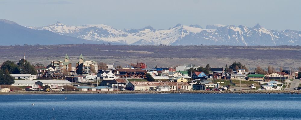 Sloths, Swans and Ice Cream in Wine– Puerto Natales - Chile - The Wise Traveller - IMG_0535