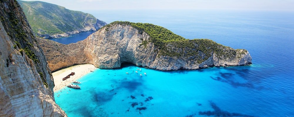 Solo Destinations for the Adventurous - The Wise Traveller - Greece