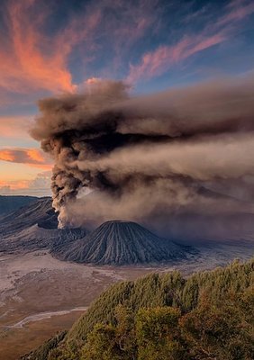 NatGeo Travel Photographer Of The Year 2016